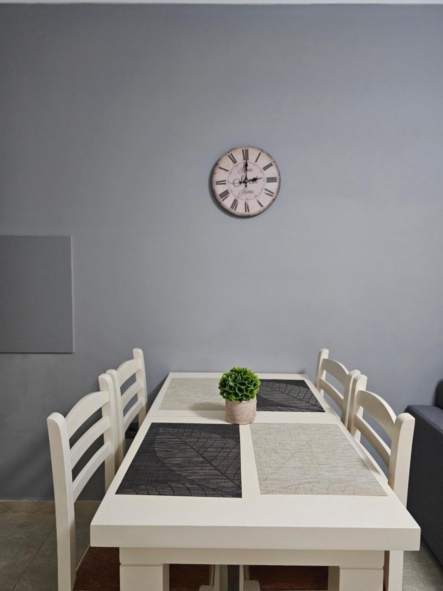 Wanderlust Tirana 2 Apartamento Exterior foto