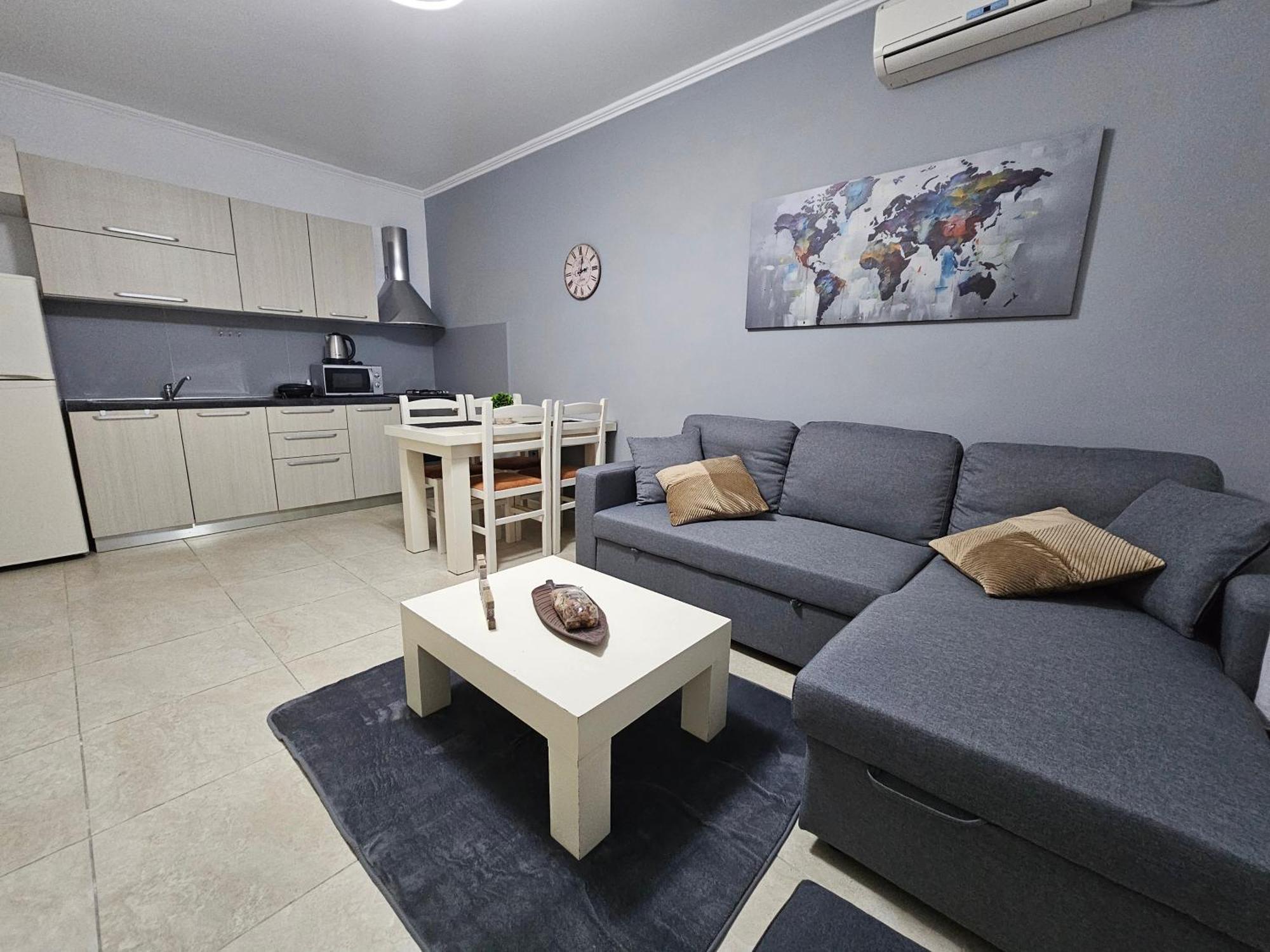 Wanderlust Tirana 2 Apartamento Exterior foto